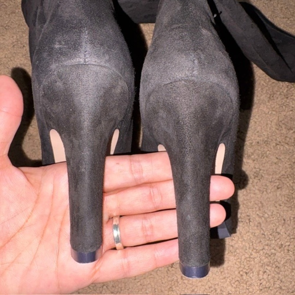 Stuart Weitzman Charlie Suede Knee High Heeled Boot Black 6 - Picture 8 of 14